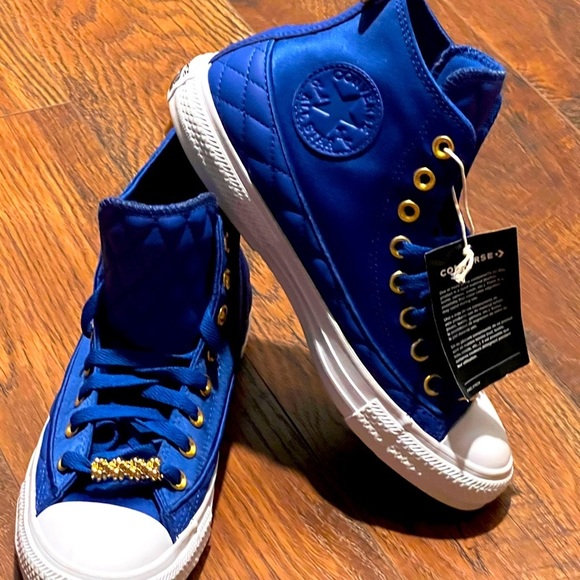 Converse Shoes - CONVERSE Chuck Taylor High tops sneakers. Size 8.5